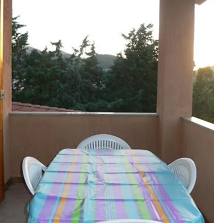 公寓 Sunset House 圣特奥多罗